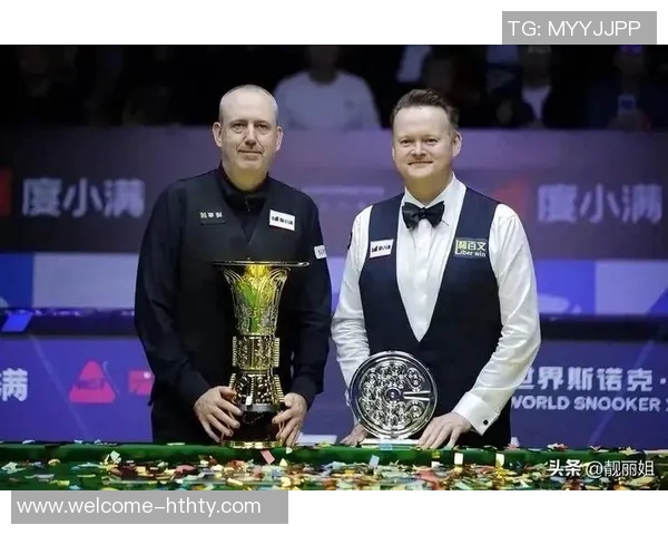 墨菲表现抢眼15投7中贡献21分3篮板4助攻三分球命中率高达375